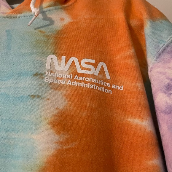 NASA tye dye hoodie 🚀 - Picture 4 of 5